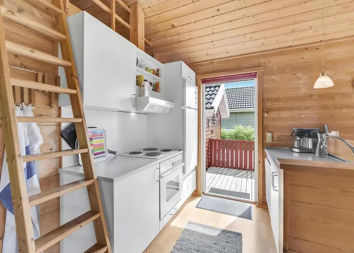 2 Bedroom In *